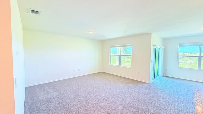 Building Photo - Brand New 3BR Home in Haines City | Washer & Dryer + HOA Community