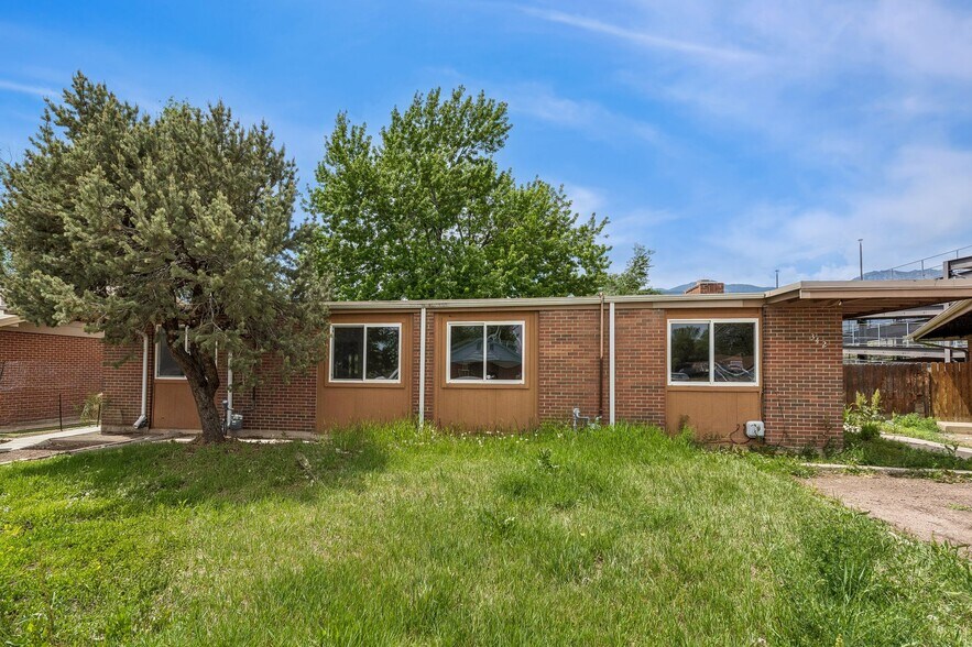 Building Photo - 342 Fairway S