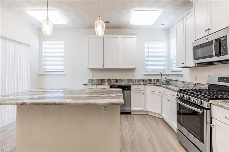 Building Photo - 2166 Humphreys Dr