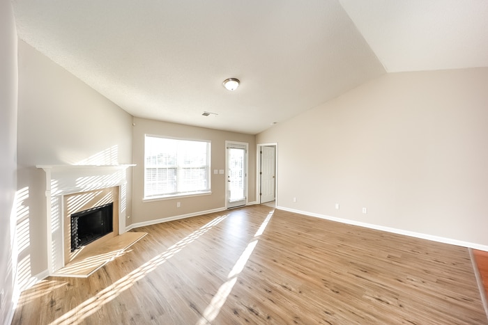 Building Photo - 7520 Old Chapel