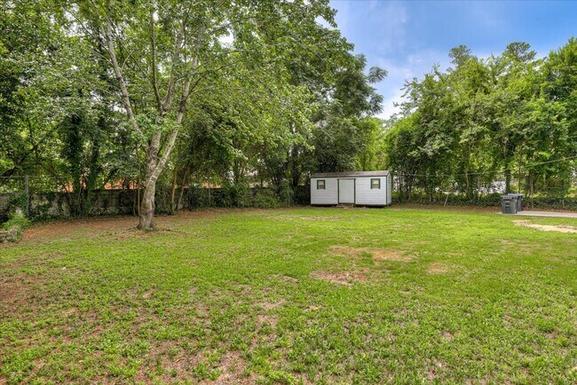 Building Photo - Martin Estates - Richmond County
