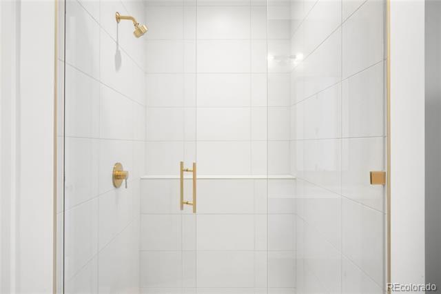 Building Photo - 3520 Chestnut Pl