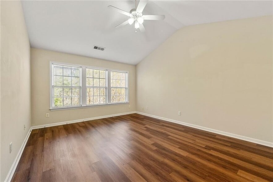 Building Photo - 748 Prada Ct NE