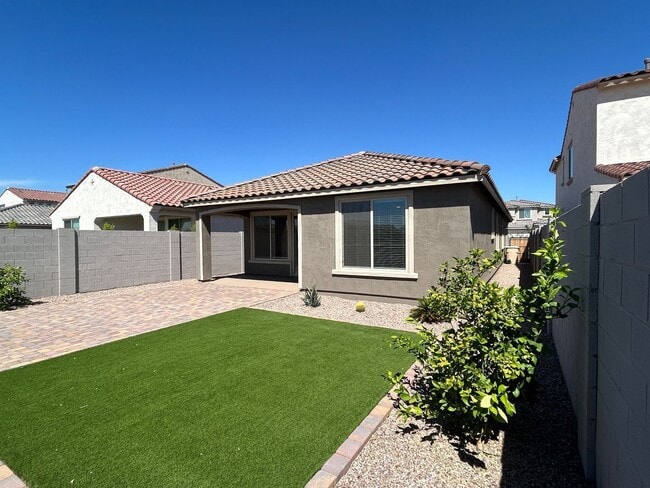 Building Photo - 17567 W Denton Ave