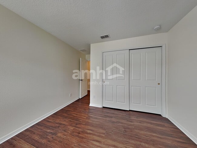 Building Photo - 4476 Barbados Loop