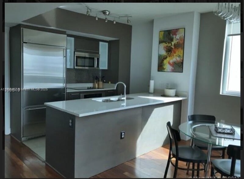 Building Photo - 55 SE 6th St