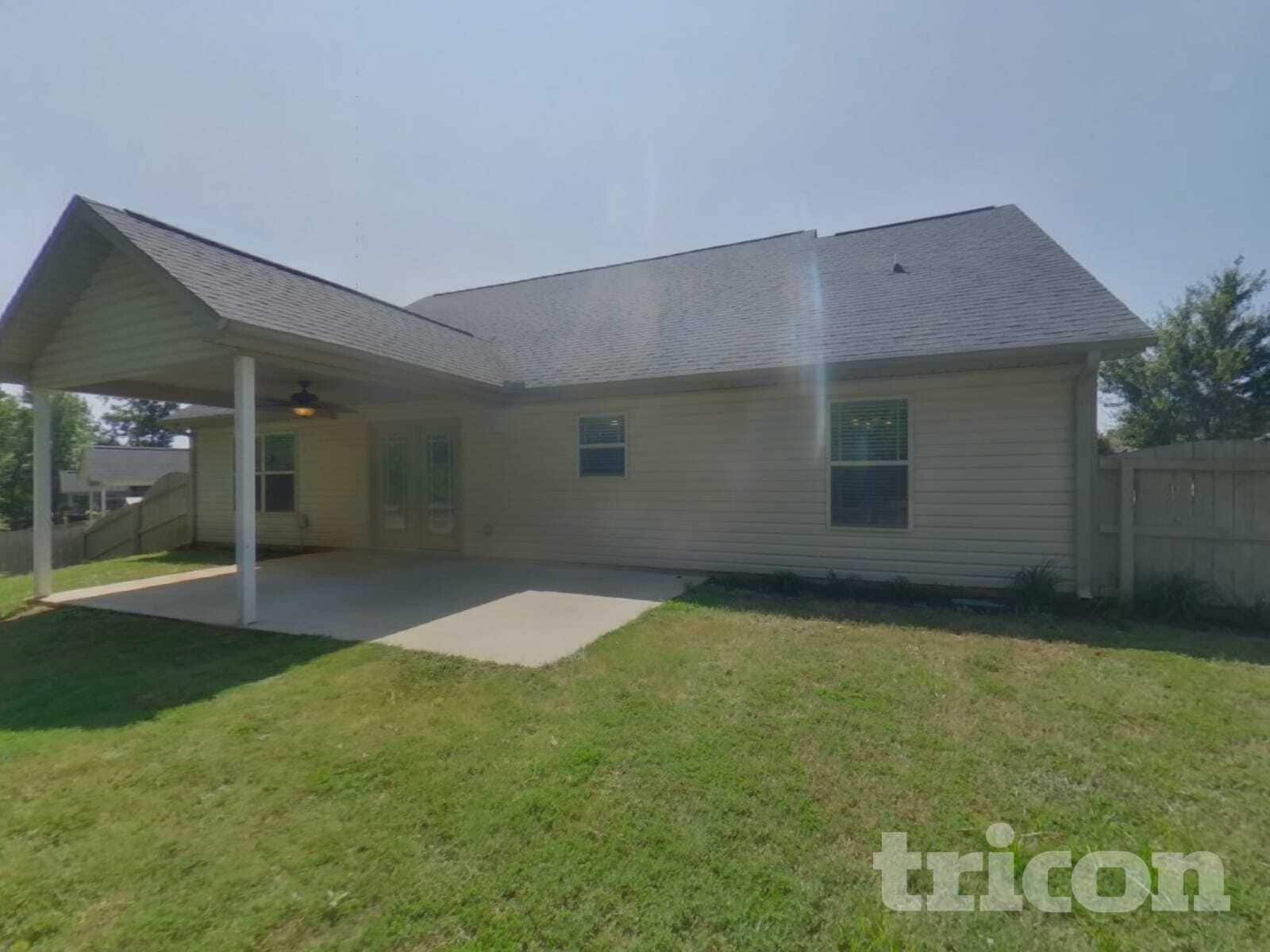 Building Photo - 580 Marchbanks Rd