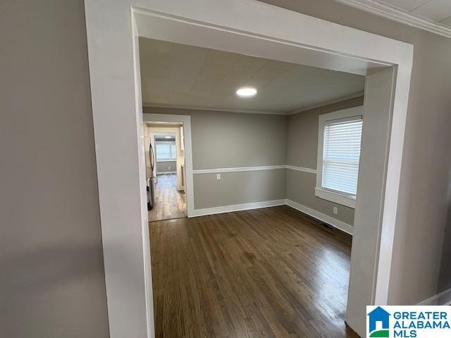 Building Photo - 336 3rd St E