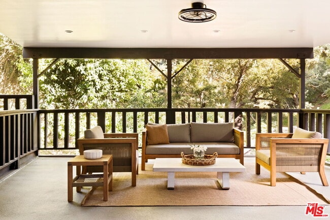 Building Photo - 2701 Jalmia Dr