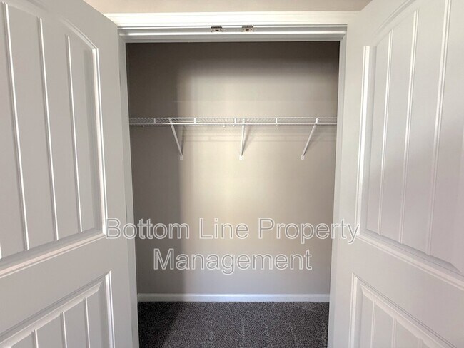 Building Photo - 9132 Creedmore Hills Dr