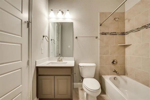 Building Photo - 3005 Crestwater Ridge