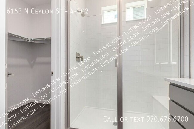 Building Photo - 6153 N Ceylon St