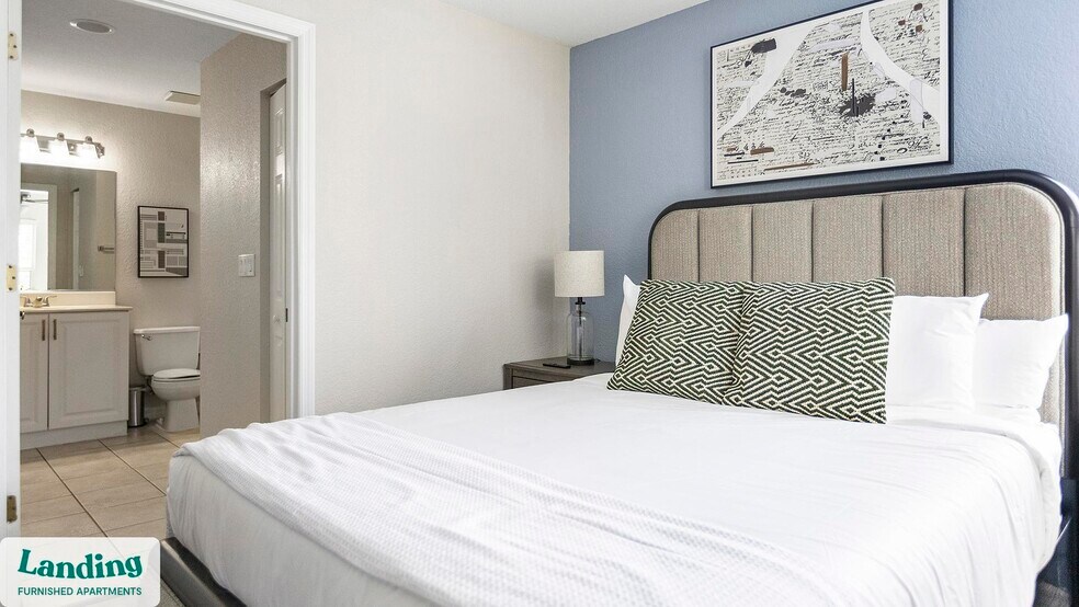 Building Photo - 3695 Island Club Dr