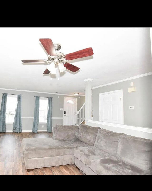 Building Photo - 5661 Campus Dr