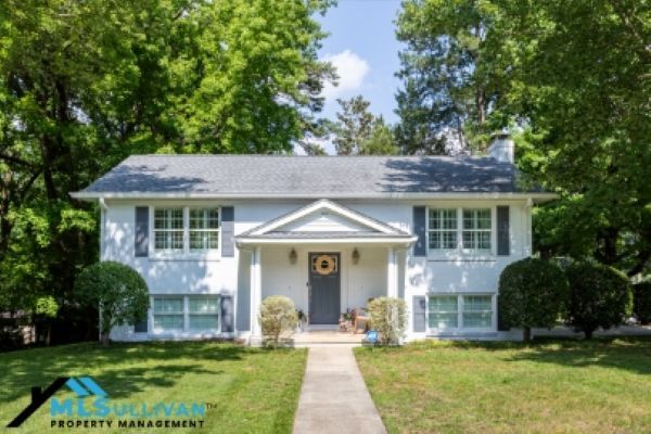 Building Photo - 4500 Lakemont Dr