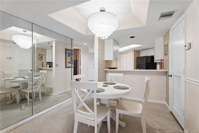 Building Photo - 3870 N Hwy A1A