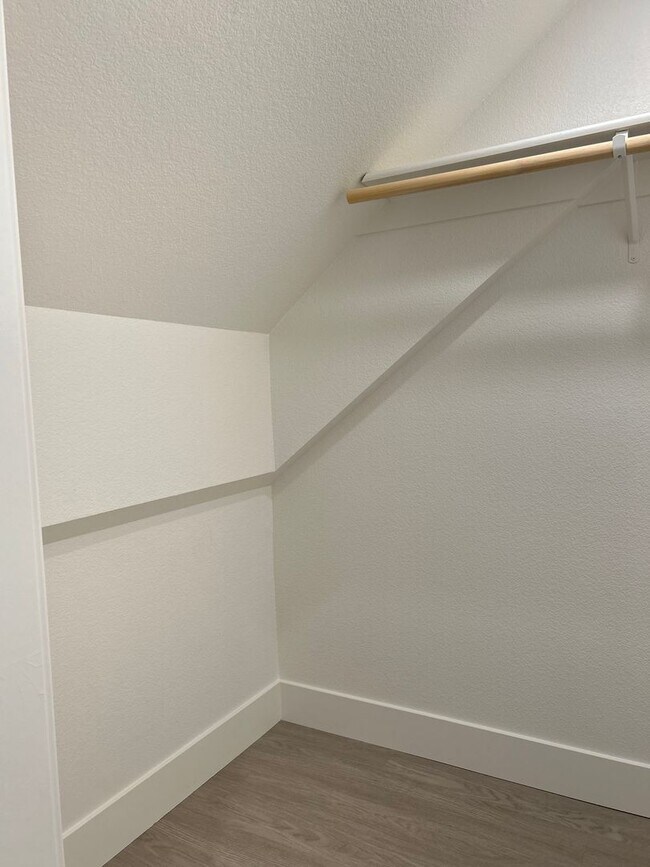 Building Photo - Coming soon! Lower unit  2 bed 1 bath townhome with attached garage