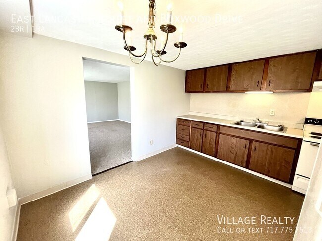 Building Photo - 308 E Lancaster St