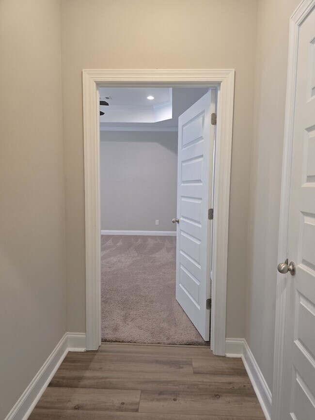 Building Photo - 7510 Paisley Cir