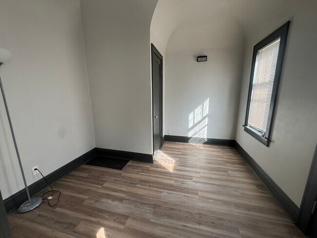 Building Photo - 2429-2431 S 34th St