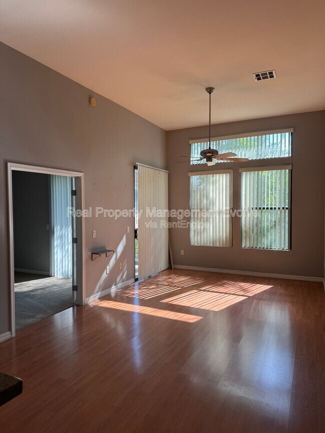 Building Photo - 6900 E Princess Dr