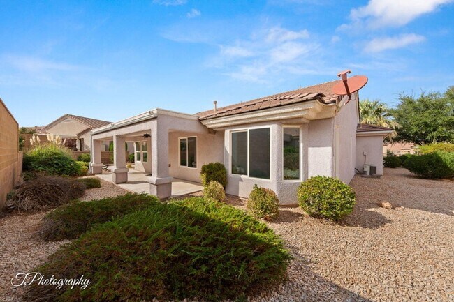 Building Photo - 1673 Warm River Dr