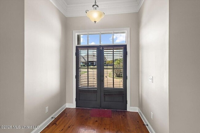 Building Photo - 1022 Trinity Dr