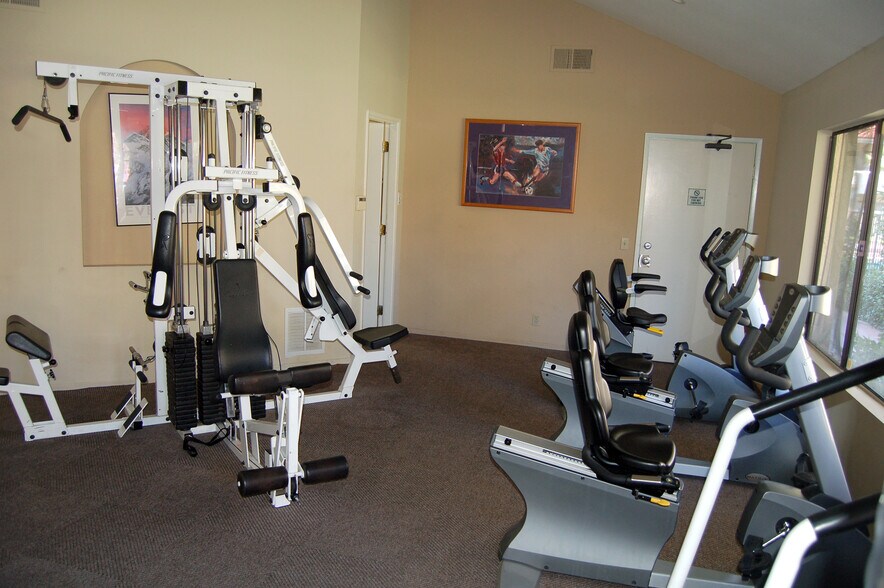 Fitness Area - 18804 Mandan St