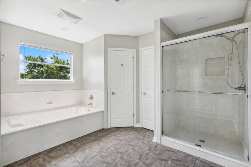 Building Photo - 1546 Marina Dr