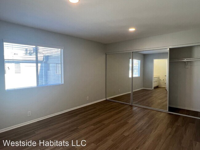 Building Photo - 2 br, 2 bath Room For Rent - 6643 Haskell ...
