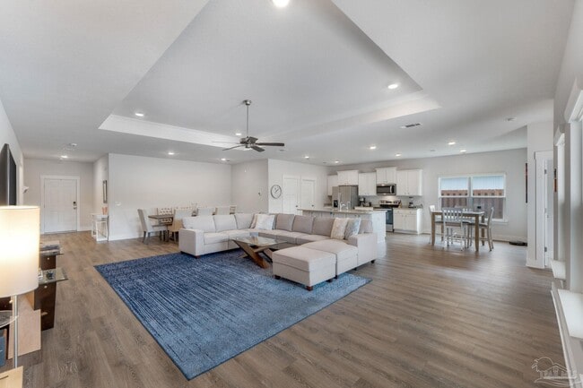 Building Photo - 5978 Forest Bay Ave