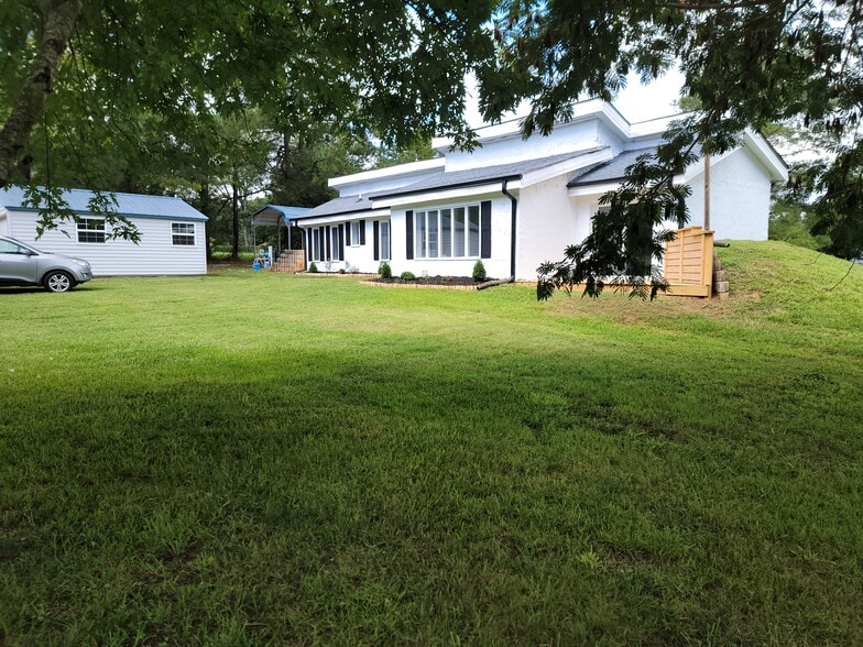 Building Photo - 785 Pole Branch Rd