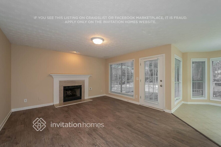 Building Photo - 710 Suwanee Lakes Cir NW