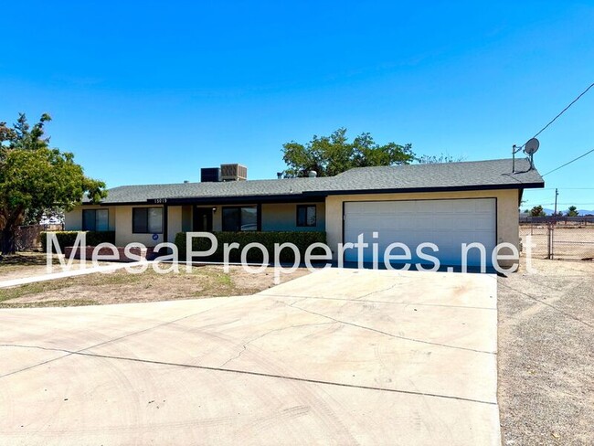 Building Photo - 15019 Spruce St