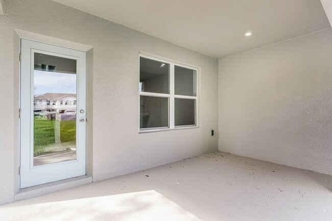 Building Photo - Brand New ~ 3/2.5 End Unit Townhome w/ Sty...