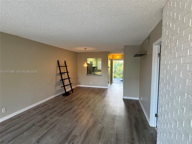 Building Photo - 1752 NW 3rd Terrace