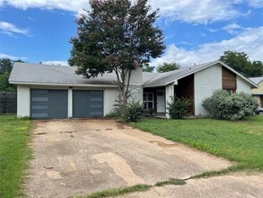 Building Photo - 8436 Jamestown Dr
