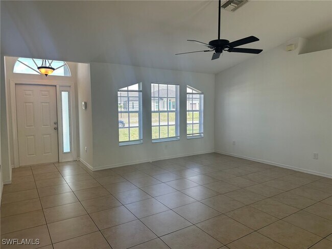 Building Photo - 2212 NW 18th Ave