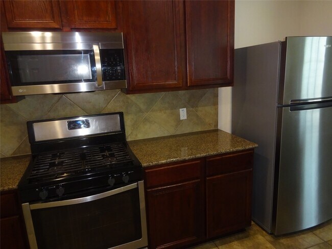 Building Photo - 4938 Yearling Ridge Ct