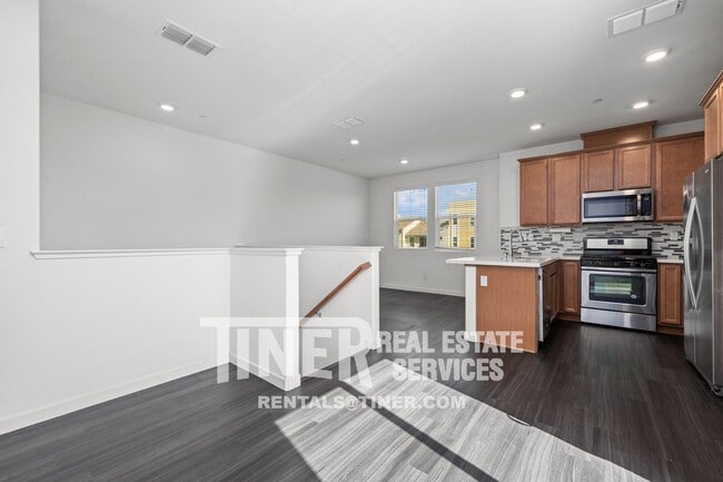 Building Photo - 4152 Rotor Ln