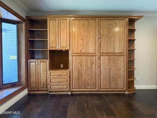 Building Photo - 1275 Willsbrook Ct