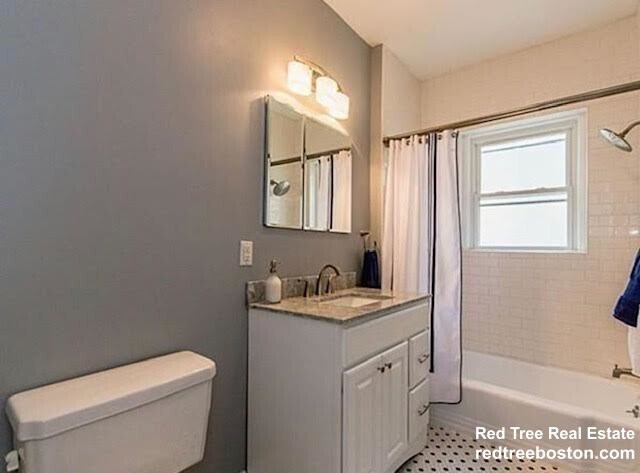 Building Photo - 19 Hamilton Rd