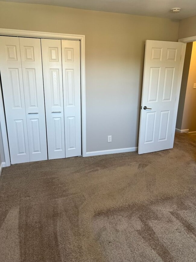 Building Photo - Brink Townhome/Row home in Dundalk