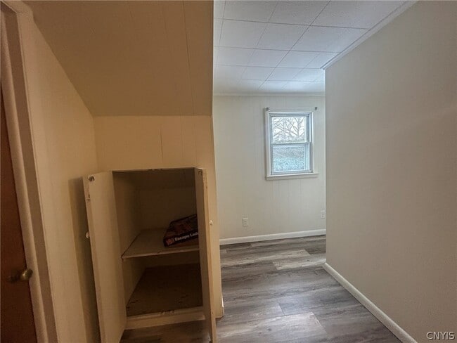 Building Photo - 3 Wills Dr