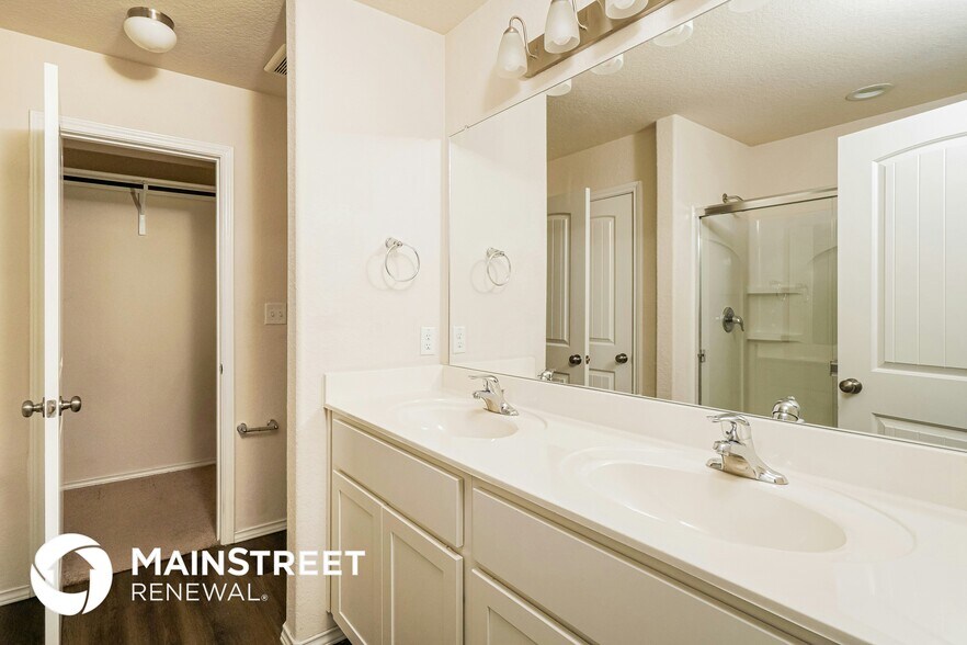 Building Photo - 107 Laurel Grace Ln