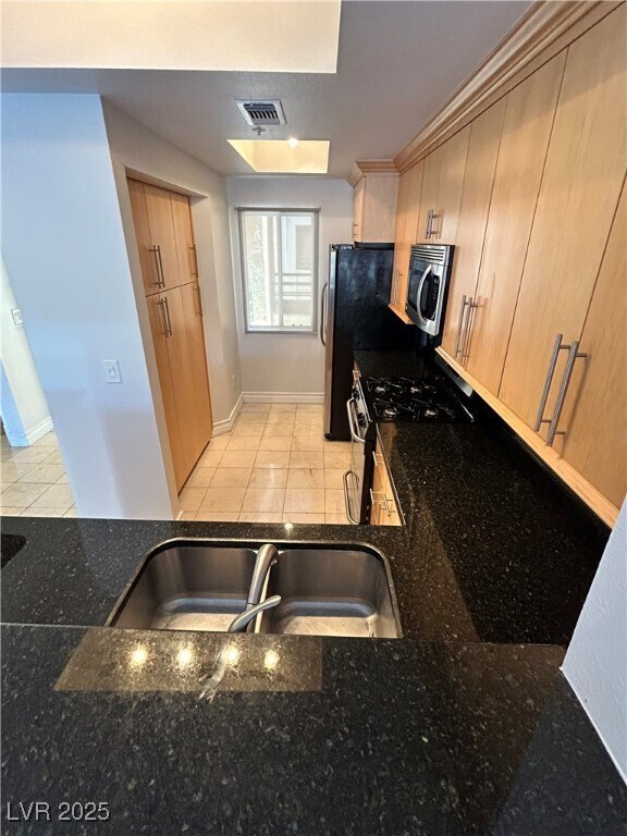 Building Photo - 270 E Flamingo Rd