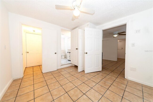 Building Photo - 620 25th St W