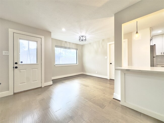 Building Photo - 14103 Kellywood Ln