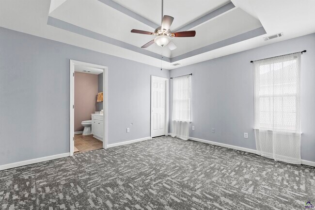 Building Photo - 324 Tyson Glen Dr