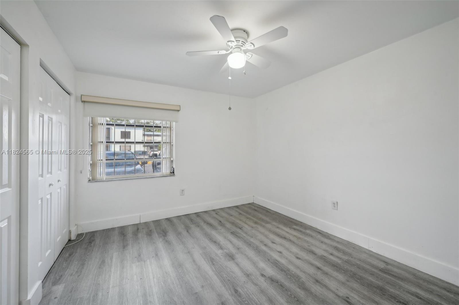 Building Photo - 145 SW 30th Ct